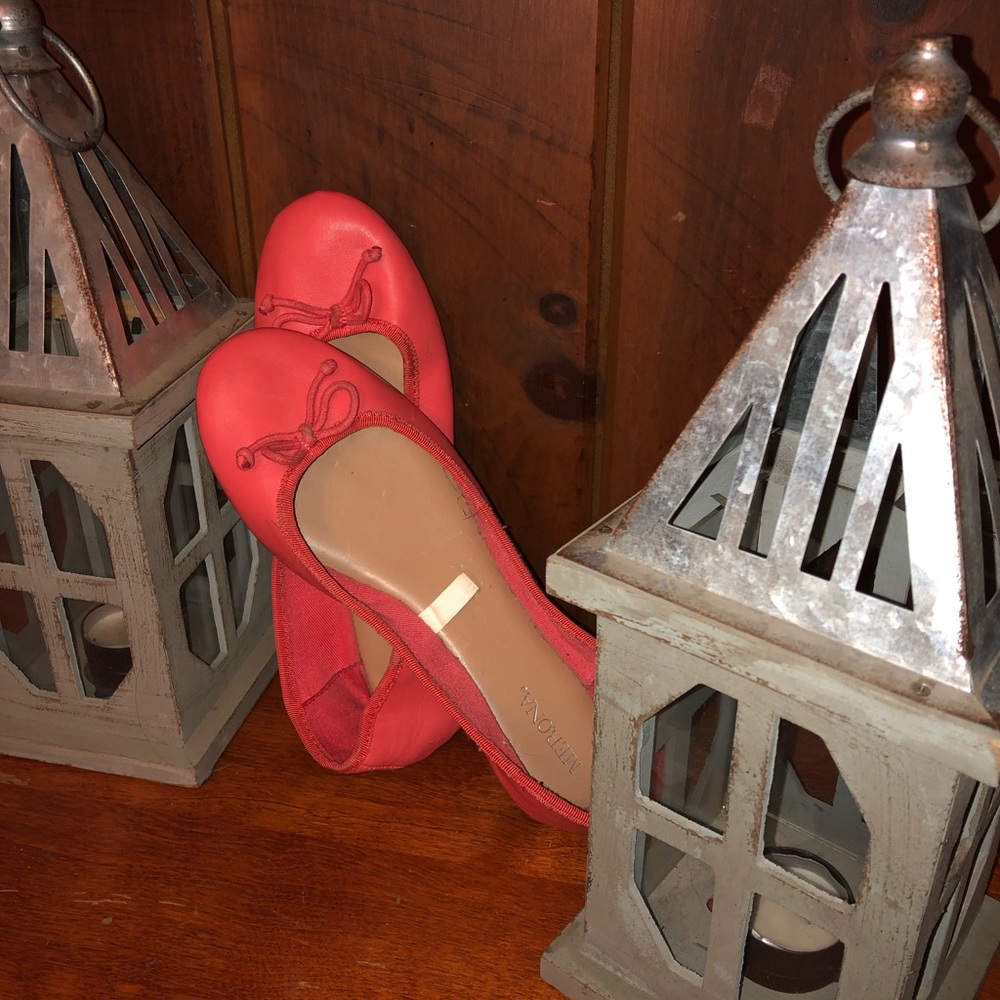 Coral colored flats